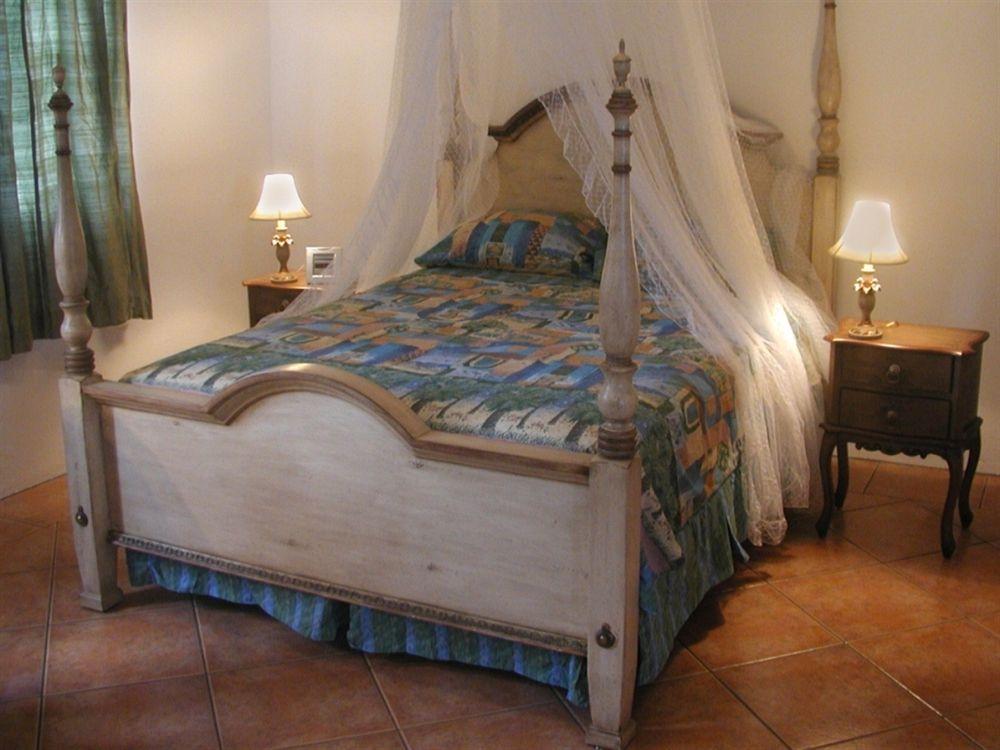 Nature'S Paradise Bed and Breakfast Marigot Bay Exteriör bild